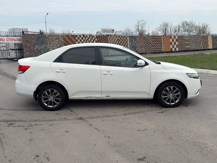 KIA Cerato с пробегом, 2009 год, Волгоград, 1.6 бензин, Механика - вид 4
