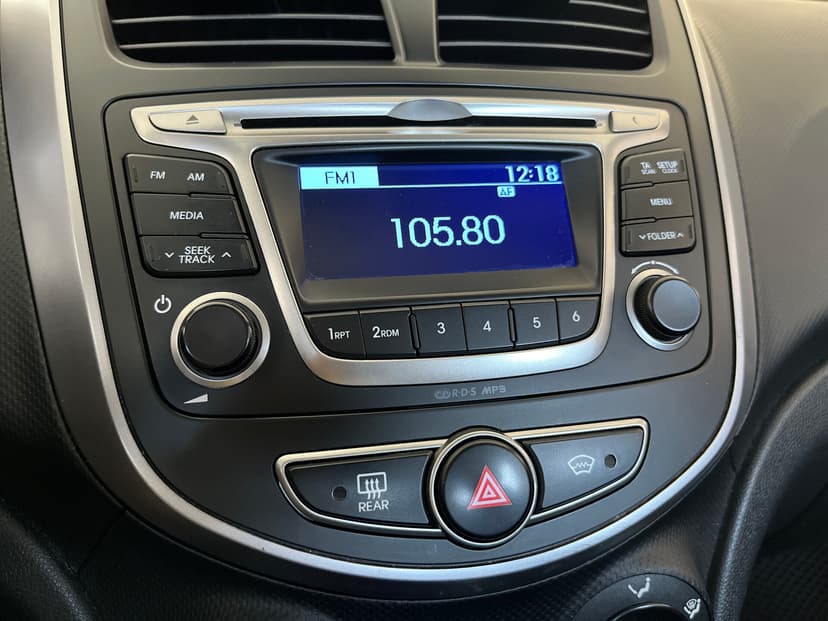 Hyundai Solaris с пробегом, 2015 год, Волгоград, 1.6 бензин, Автомат - вид 14