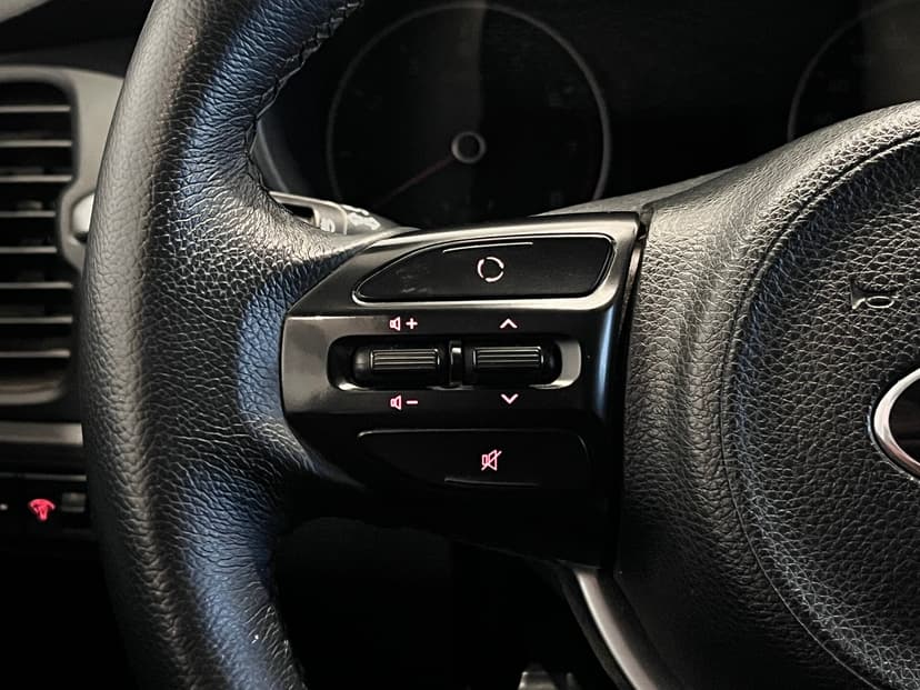 KIA Rio с пробегом, 2020 год, Волгоград, 1.6 бензин, Механика - вид 12