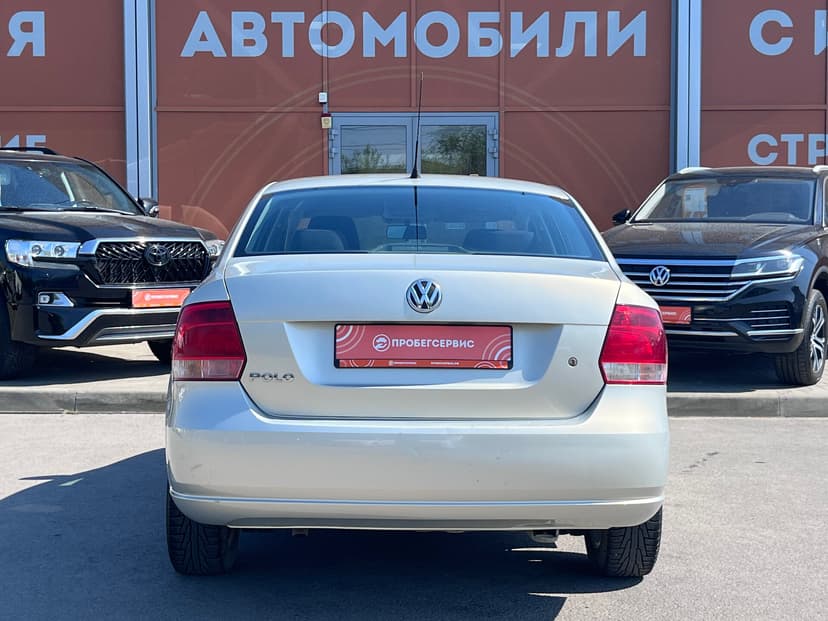 Volkswagen Polo с пробегом, 2011 год, Волгоград, 1.6 бензин, Механика - вид 6