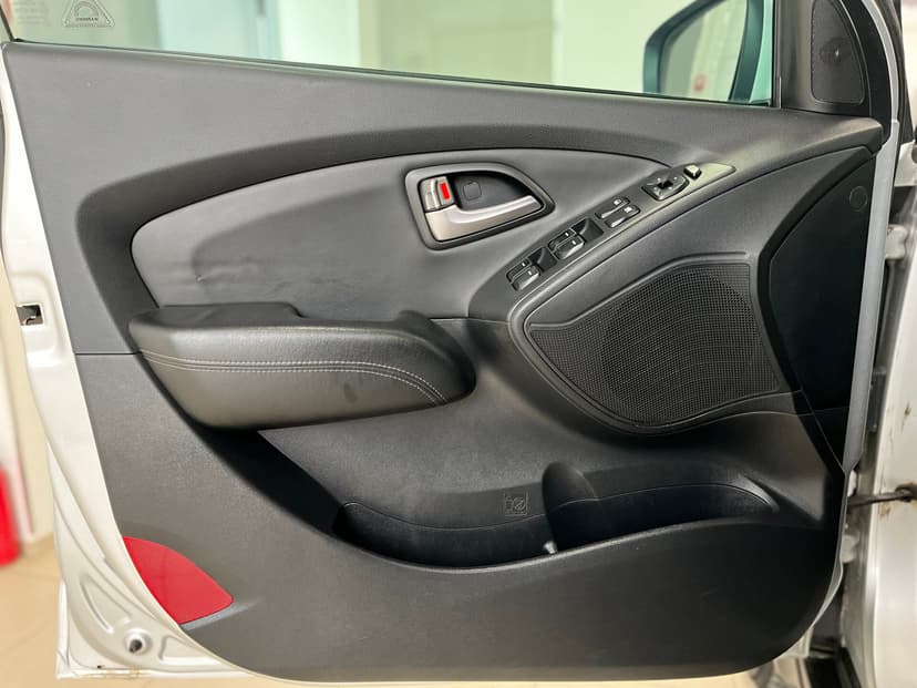 Hyundai ix35 с пробегом, 2011 год, Волгоград, 2.0 бензин, Автомат - вид 21