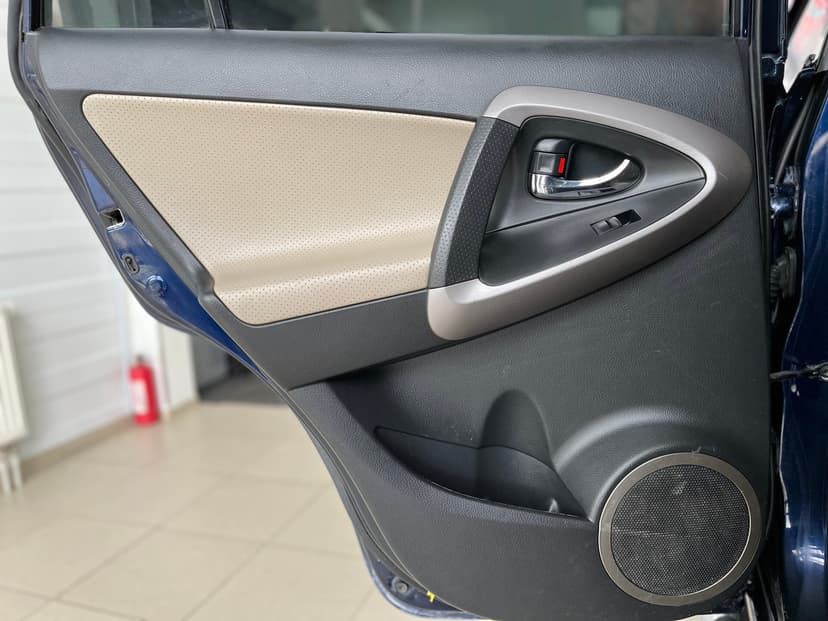 Toyota RAV4 с пробегом, 2008 год, Волгоград, 2.0 бензин, Автомат - вид 28