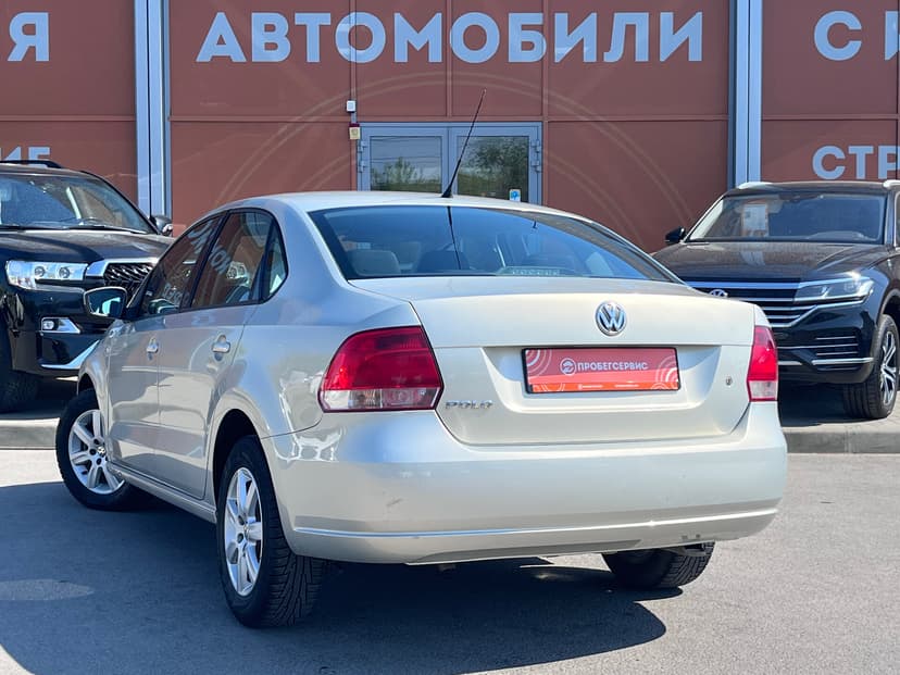 Volkswagen Polo с пробегом, 2011 год, Волгоград, 1.6 бензин, Механика - вид 7