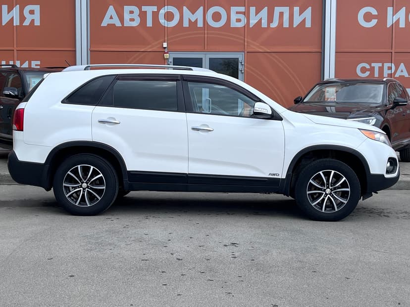 KIA Sorento с пробегом, 2011 год, Волгоград, 2.4 бензин, Механика - вид 4