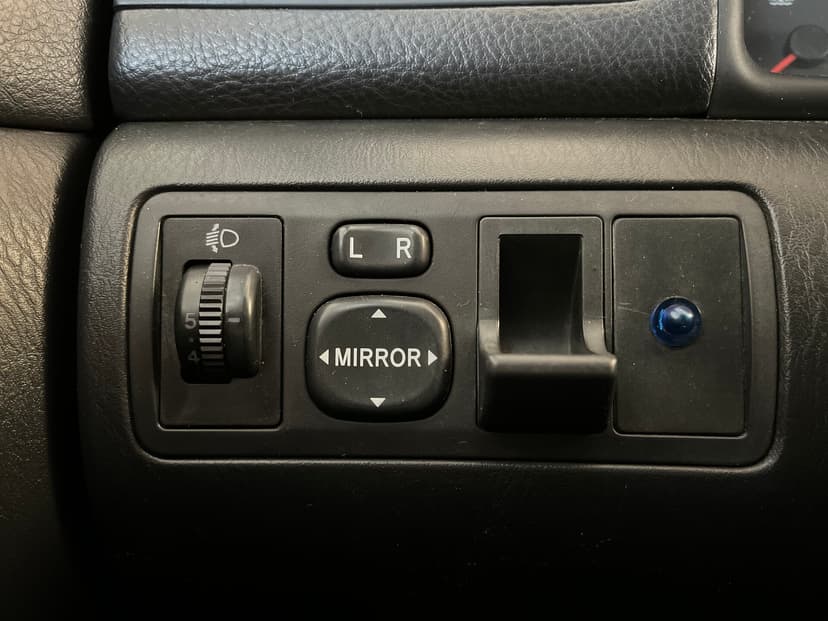 Toyota Corolla с пробегом, 2003 год, Волгоград, 1.6 бензин, Механика - вид 15