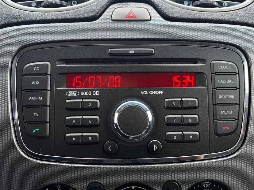 Ford Focus с пробегом, 2008 год, Волгоград, 2.0 бензин, Механика - вид 11