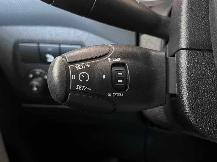 Opel Combo Life с пробегом, 2022 год, Волгоград, 1.6 бензин, Автомат - вид 11