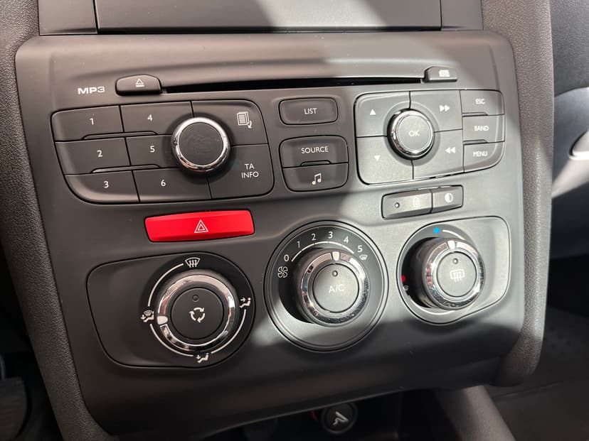 Citroen C4 с пробегом, 2011 год, Волгоград, 1.6 бензин, Механика - вид 15