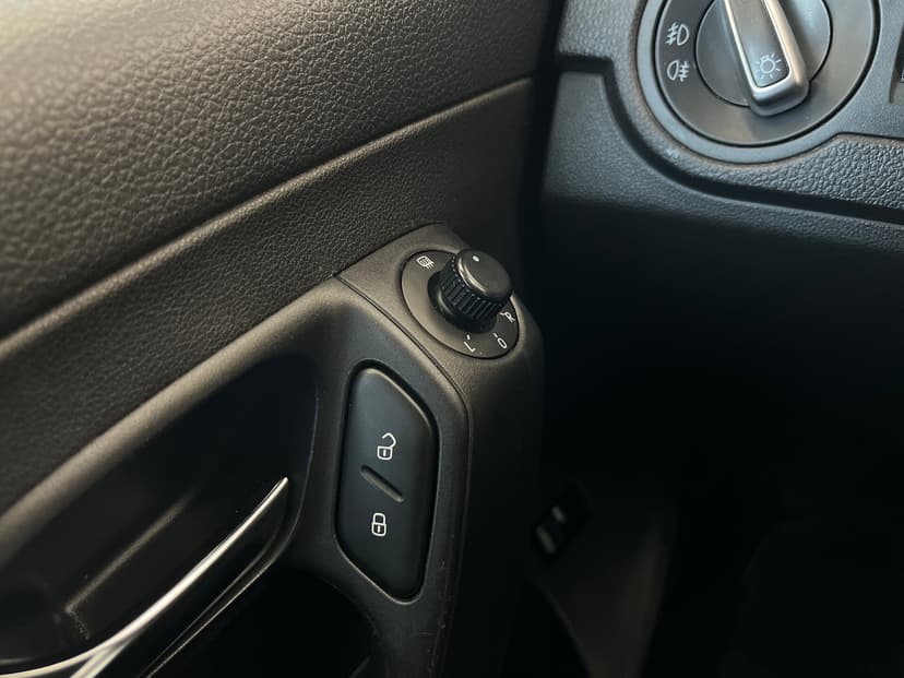 Volkswagen Polo с пробегом, 2011 год, Волгоград, 1.6 бензин, Механика - вид 16