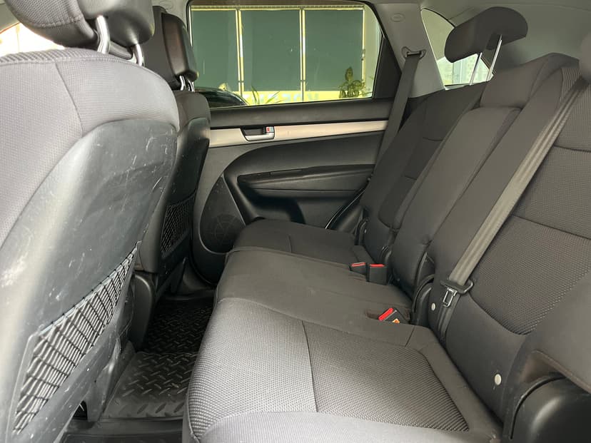 KIA Sorento с пробегом, 2011 год, Волгоград, 2.4 бензин, Механика - вид 23