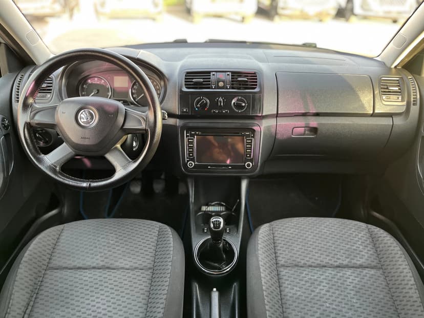 Skoda Fabia с пробегом, 2013 год, Волгоград, 1.2 бензин, Механика - вид 11