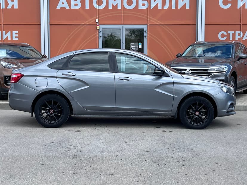 ВАЗ (LADA) Vesta с пробегом, 2017 год, Волгоград, 1.6 бензин, Механика - вид 4