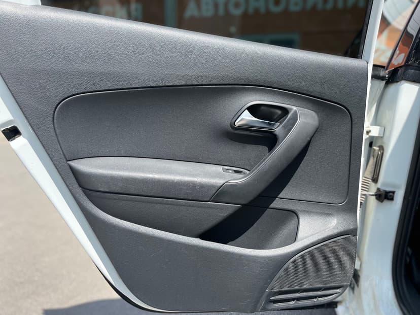 Volkswagen Polo с пробегом, 2015 год, Волгоград, 1.6 бензин, Автомат - вид 26