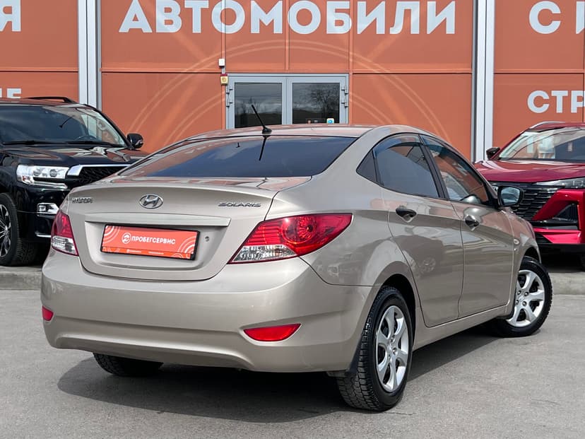 Hyundai Solaris с пробегом, 2013 год, Волгоград, 1.6 бензин, Автомат - вид 5
