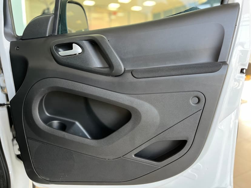 Opel Combo Life с пробегом, 2022 год, Волгоград, 1.6 бензин, Автомат - вид 25