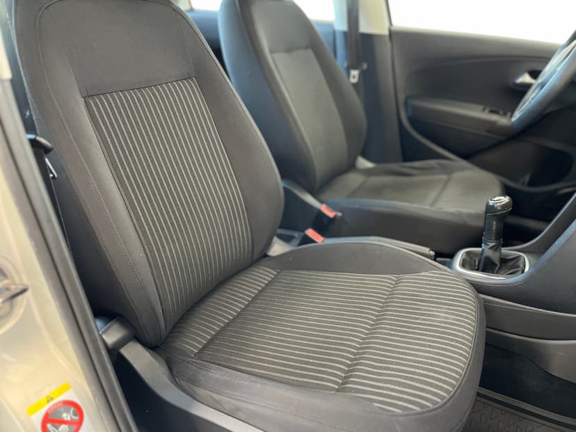 Volkswagen Polo с пробегом, 2011 год, Волгоград, 1.6 бензин, Механика - вид 18
