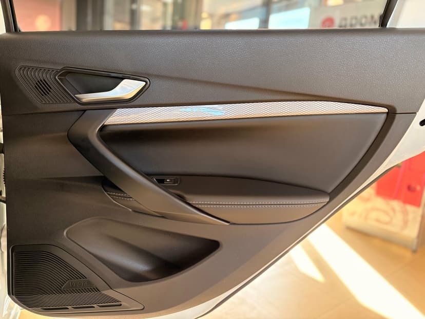 ВАЗ (LADA) Vesta с пробегом, 2023 год, Волгоград, 1.6 бензин, Механика - вид 27