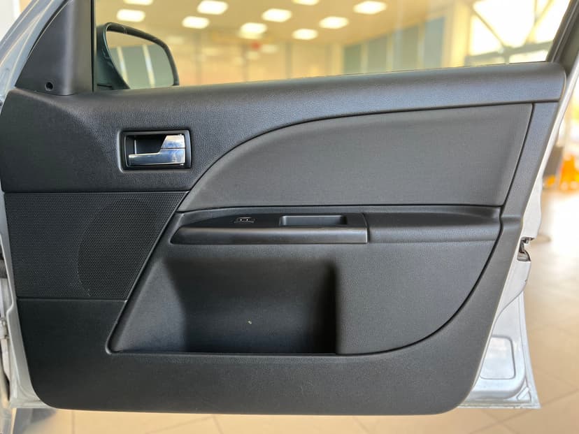 Ford Mondeo с пробегом, 2005 год, Волгоград, 2.0 бензин, Автомат - вид 22
