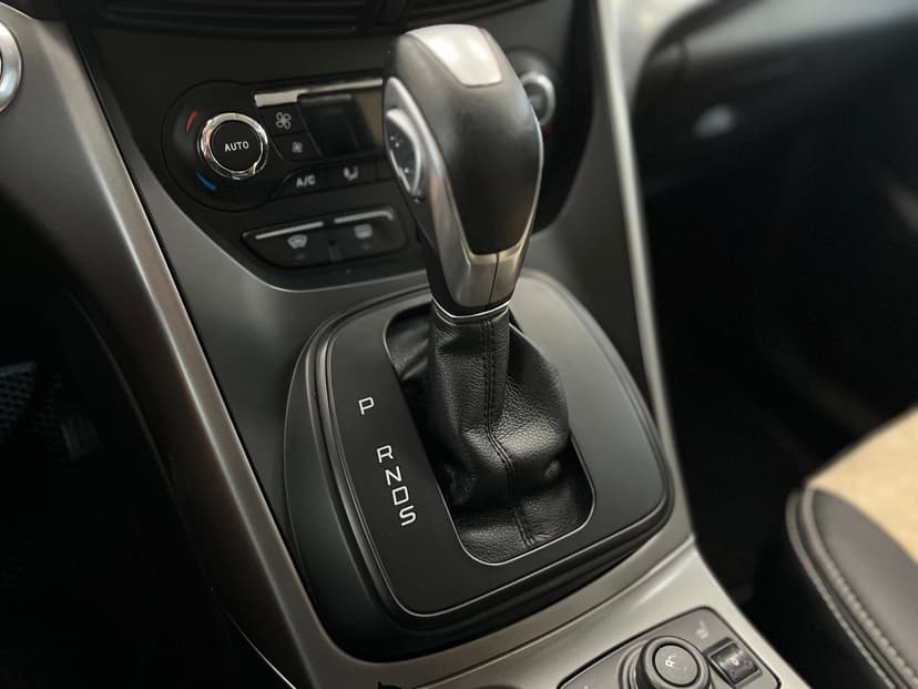 Ford Kuga с пробегом, 2014 год, Волгоград, 1.6 бензин, Автомат - вид 18
