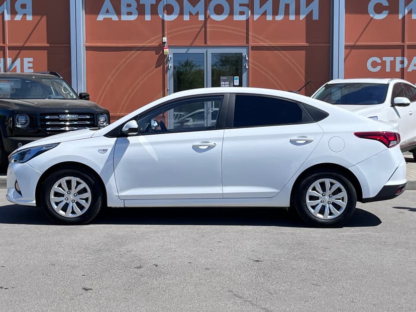 Hyundai Solaris с пробегом, 2021 год, Волгоград, 1.6 бензин, Механика - вид 8
