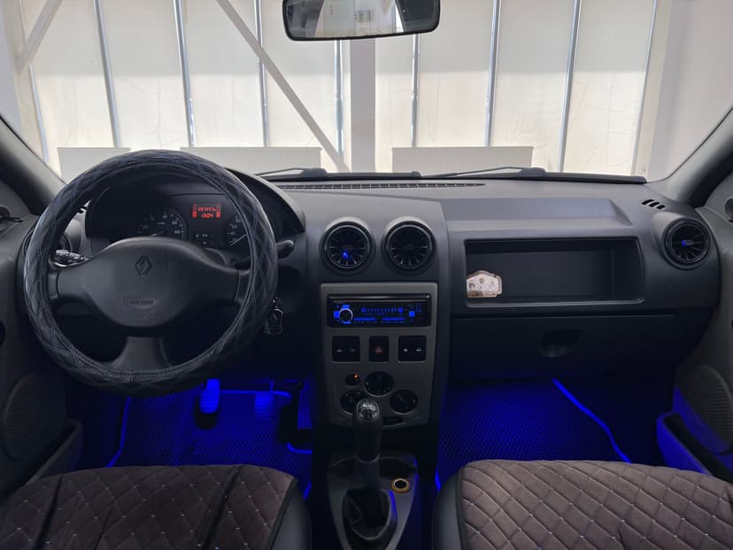 Renault Logan с пробегом, 2009 год, Волгоград, 1.6 бензин, Механика - вид 13