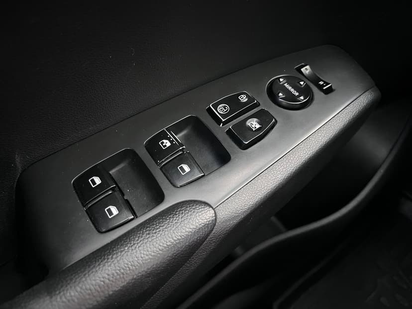 Hyundai Solaris с пробегом, 2021 год, Волгоград, 1.6 бензин, Механика - вид 19