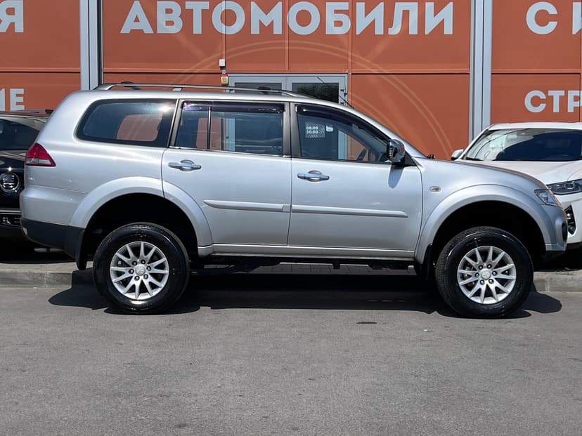 Mitsubishi Pajero Sport с пробегом, 2014 год, Волгоград, 2.5 дизель, Автомат - вид 4