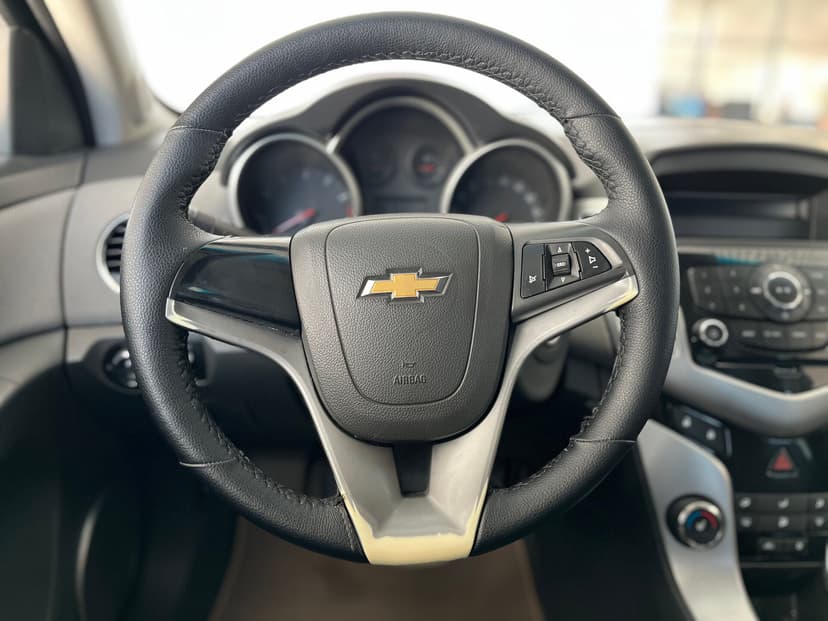 Chevrolet Cruze с пробегом, 2010 год, Волгоград, 1.6 бензин, Механика - вид 10