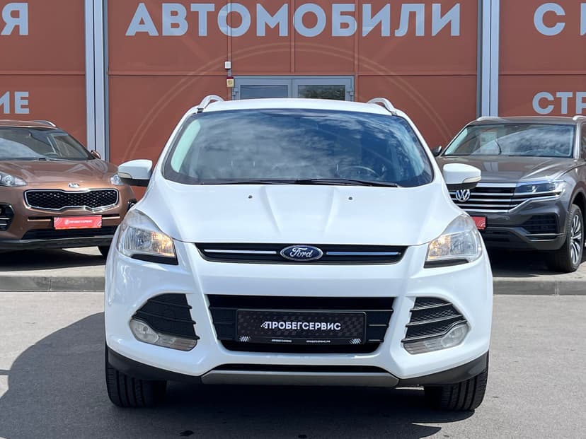 Ford Kuga с пробегом, 2014 год, Волгоград, 1.6 бензин, Автомат - вид 2