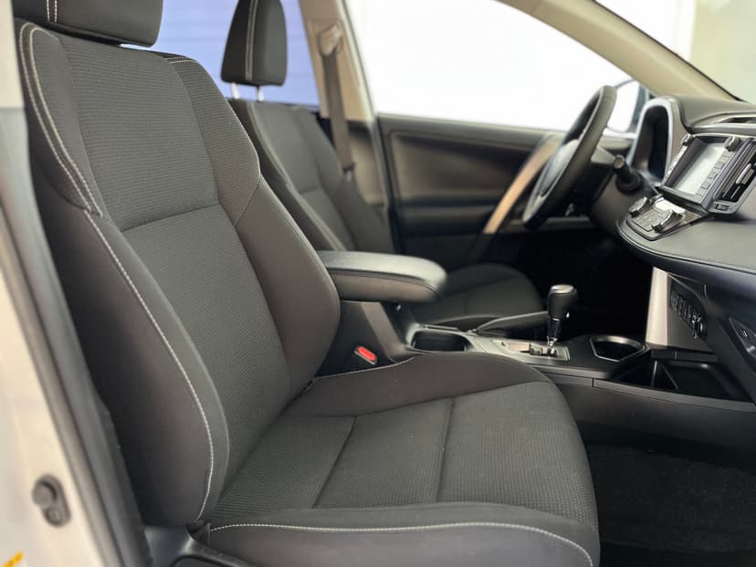 Toyota RAV4 с пробегом, 2019 год, Волгоград, 2.2 дизель, Автомат - вид 24