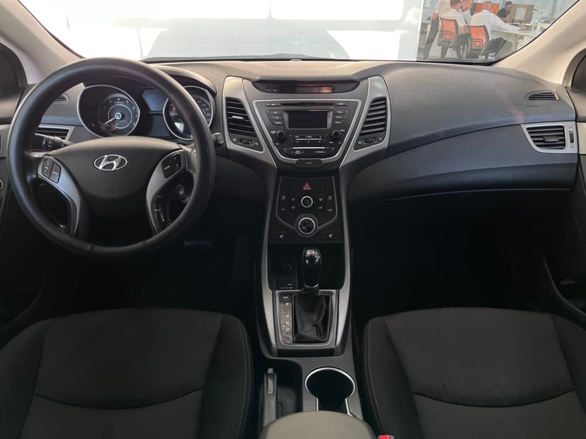Hyundai Elantra с пробегом, 2015 год, Волгоград, 1.6 бензин, Автомат - вид 9