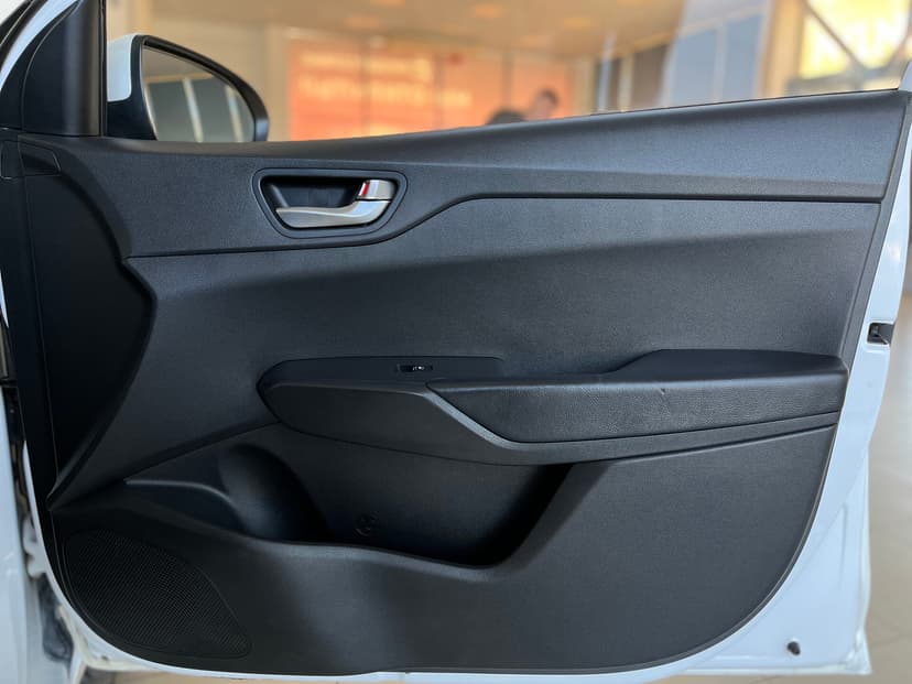 Hyundai Solaris с пробегом, 2021 год, Волгоград, 1.6 бензин, Механика - вид 22