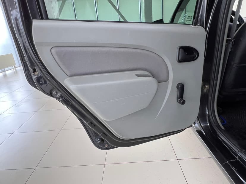 Renault Logan с пробегом, 2009 год, Волгоград, 1.6 бензин, Механика - вид 27