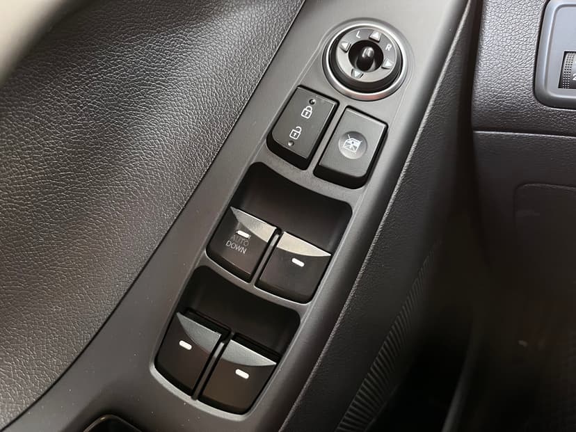 Hyundai Elantra с пробегом, 2015 год, Волгоград, 1.6 бензин, Автомат - вид 18