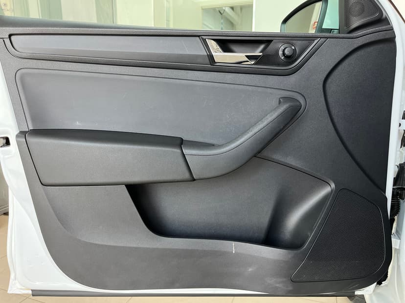 Skoda Rapid с пробегом, 2018 год, Волгоград, 1.6 бензин, Механика - вид 20