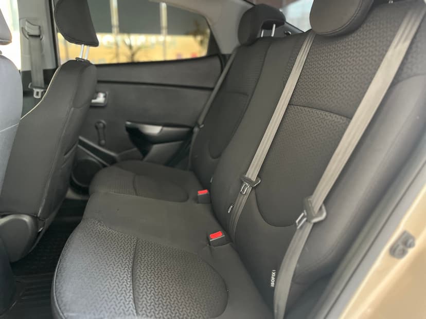 KIA Rio с пробегом, 2015 год, Волгоград, 1.6 бензин, Механика - вид 25
