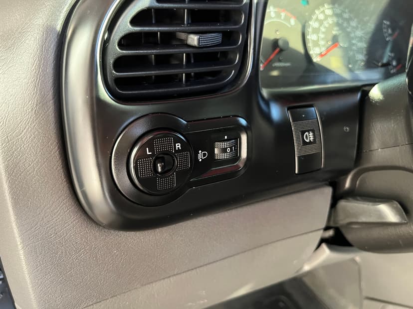 kia-spectra-2008-201-12