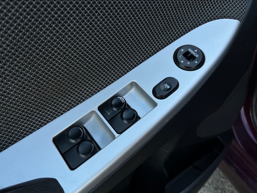 hyundai-solaris-2011-72-14