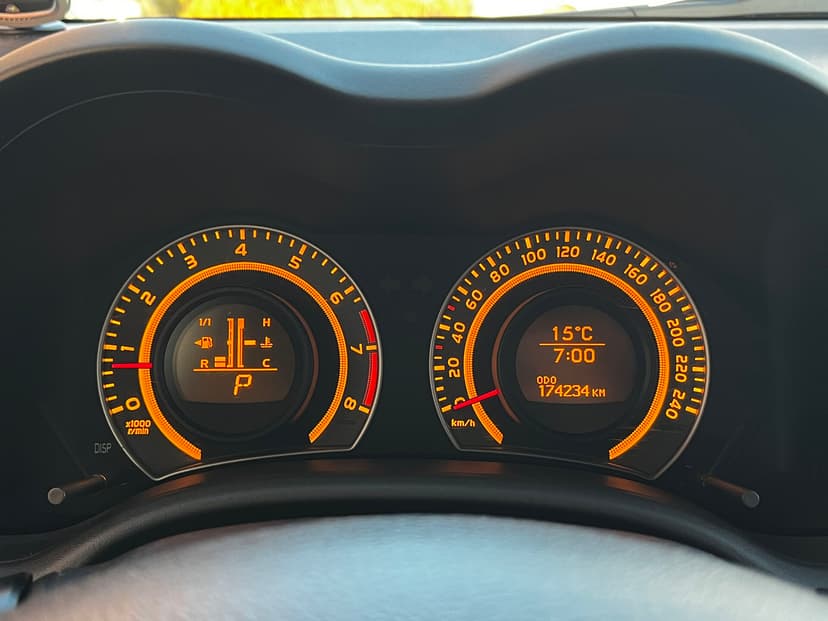 toyota-corolla-2010-338-28