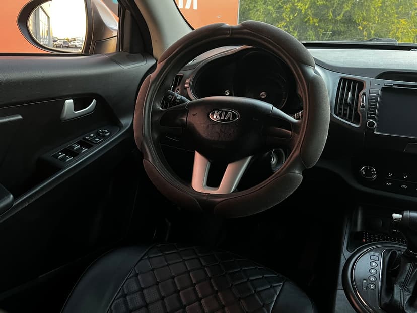 kia-sportage-2013-103-10
