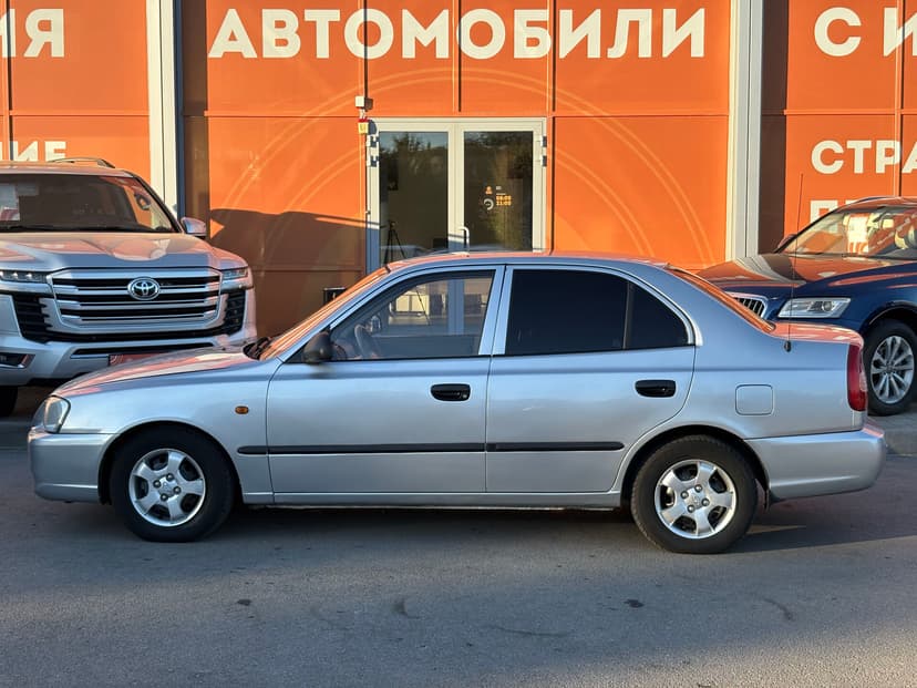 hyundai-accent-2008-235-7