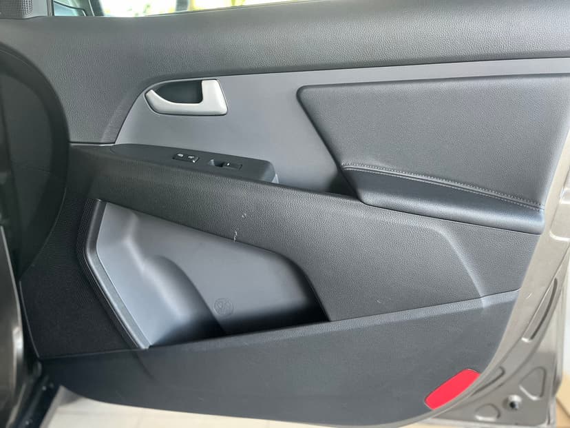 kia-sportage-2014-256-25
