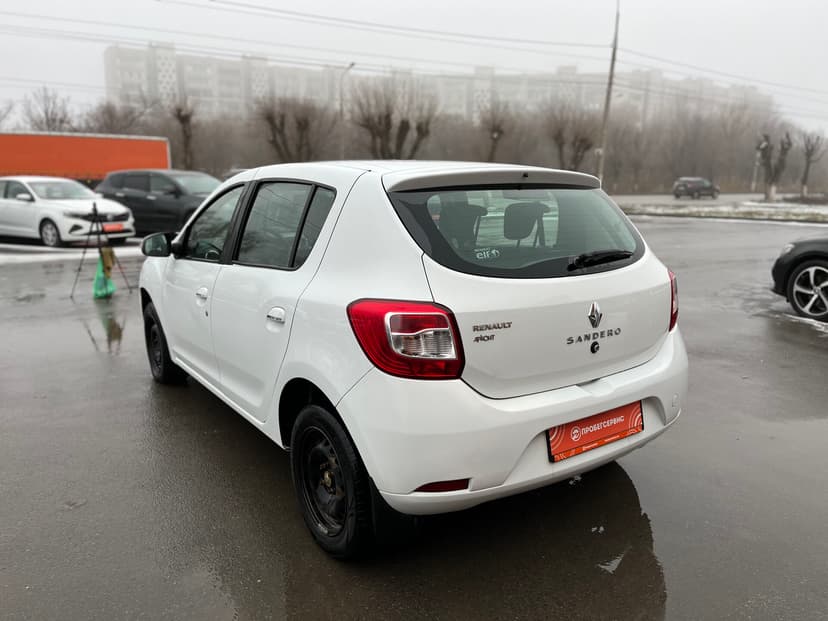 renault-sandero-2016-943-2