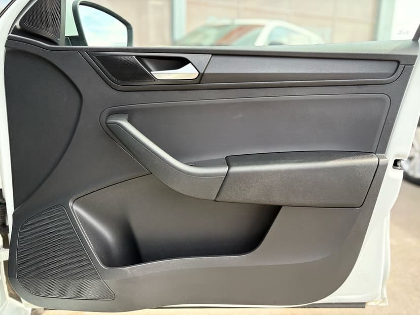 volkswagen-polo-2021-117-27