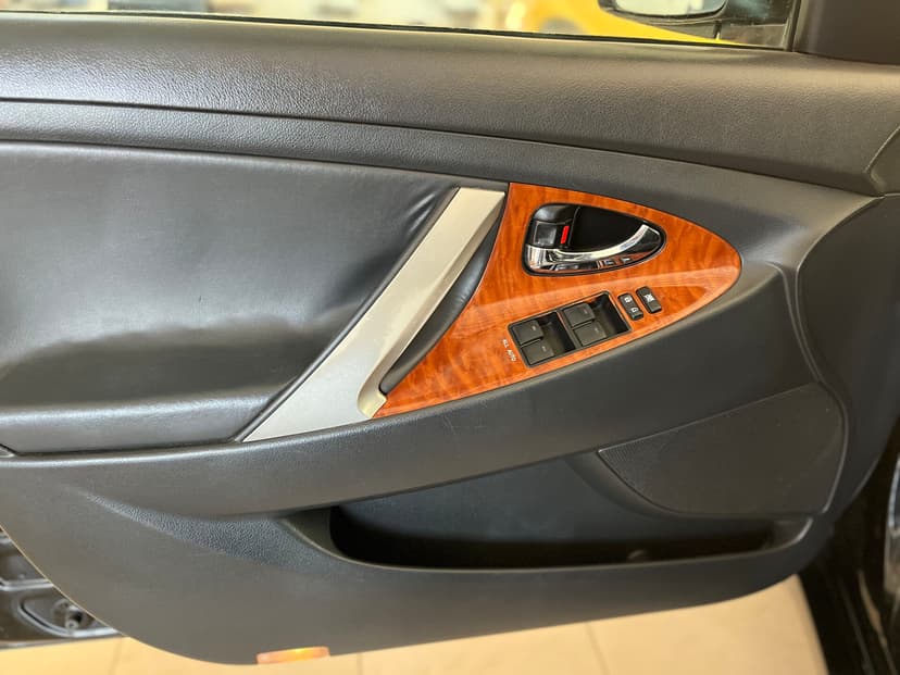 toyota-camry-2011-446-10