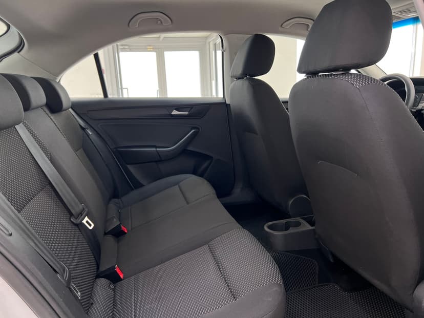 volkswagen-polo-2020-648-26