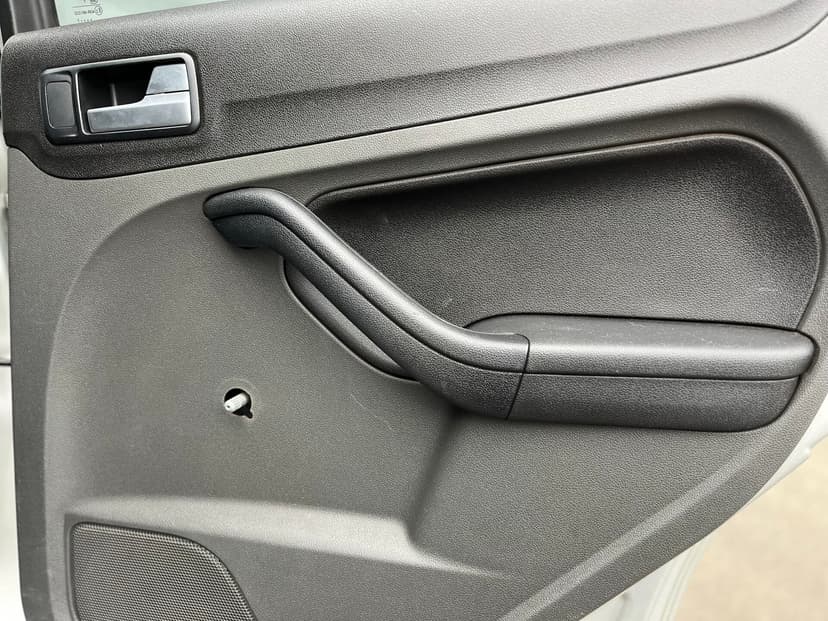 ford-focus-2007-762-25