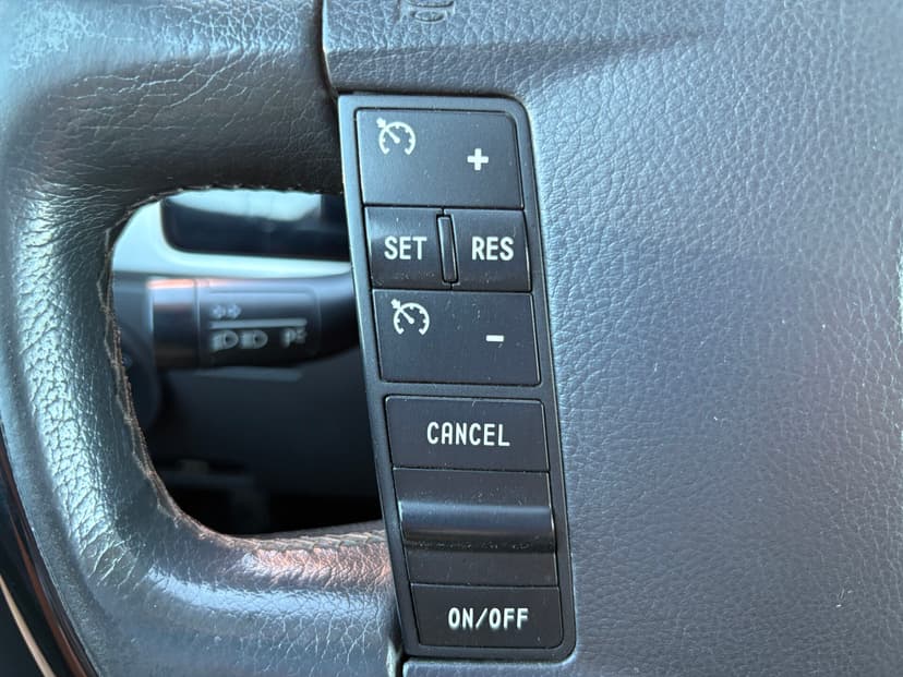 volkswagen-touareg-2007-236-12
