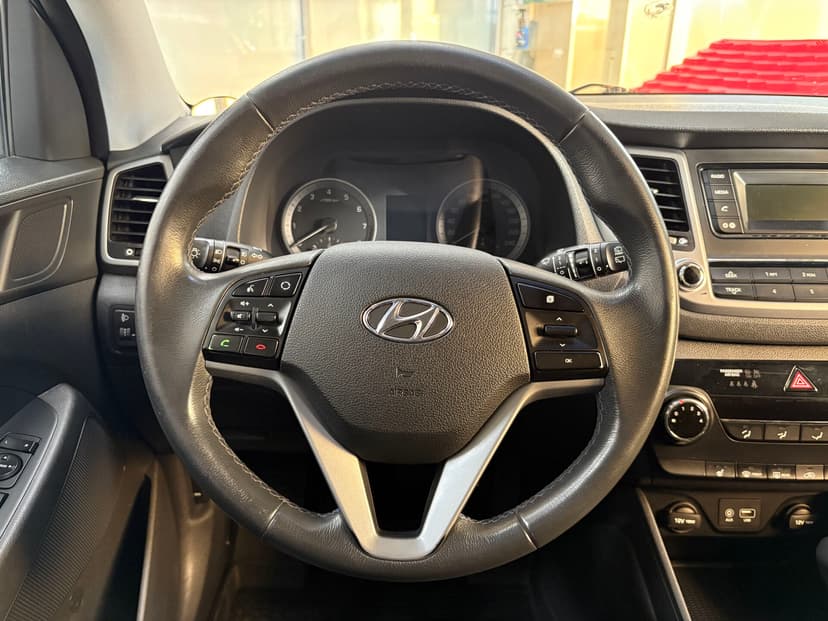 hyundai-tucson-2016-207-11