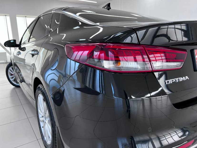 kia-optima-2017-2-12